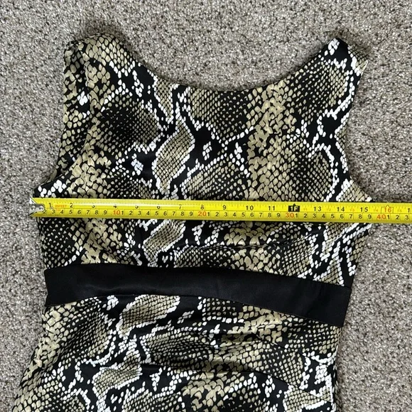 Karen Miller Snakeskin Print Sleeveless Dress Size 6 - Picture 13 of 14